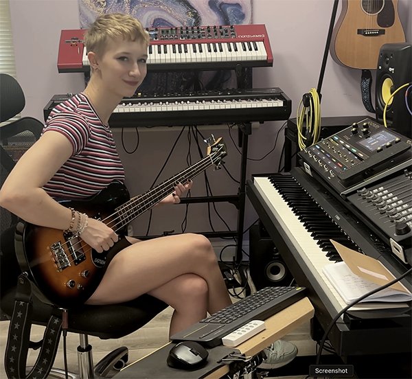 Home Studio Bass guitar practise and recording.