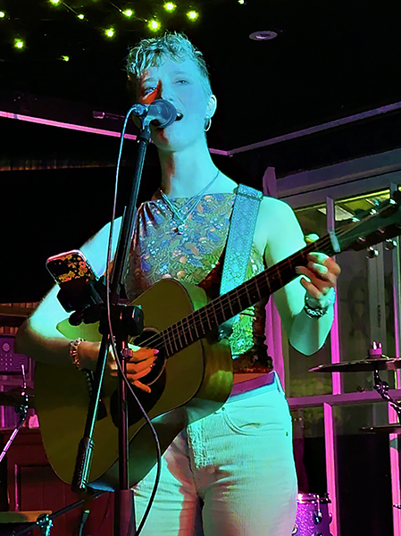 Zara performing at the Sounds Orininal Showcase, hosted by Hangoverhill Presents. Venue Thomas Tripp public house, Christchurch, Dorset